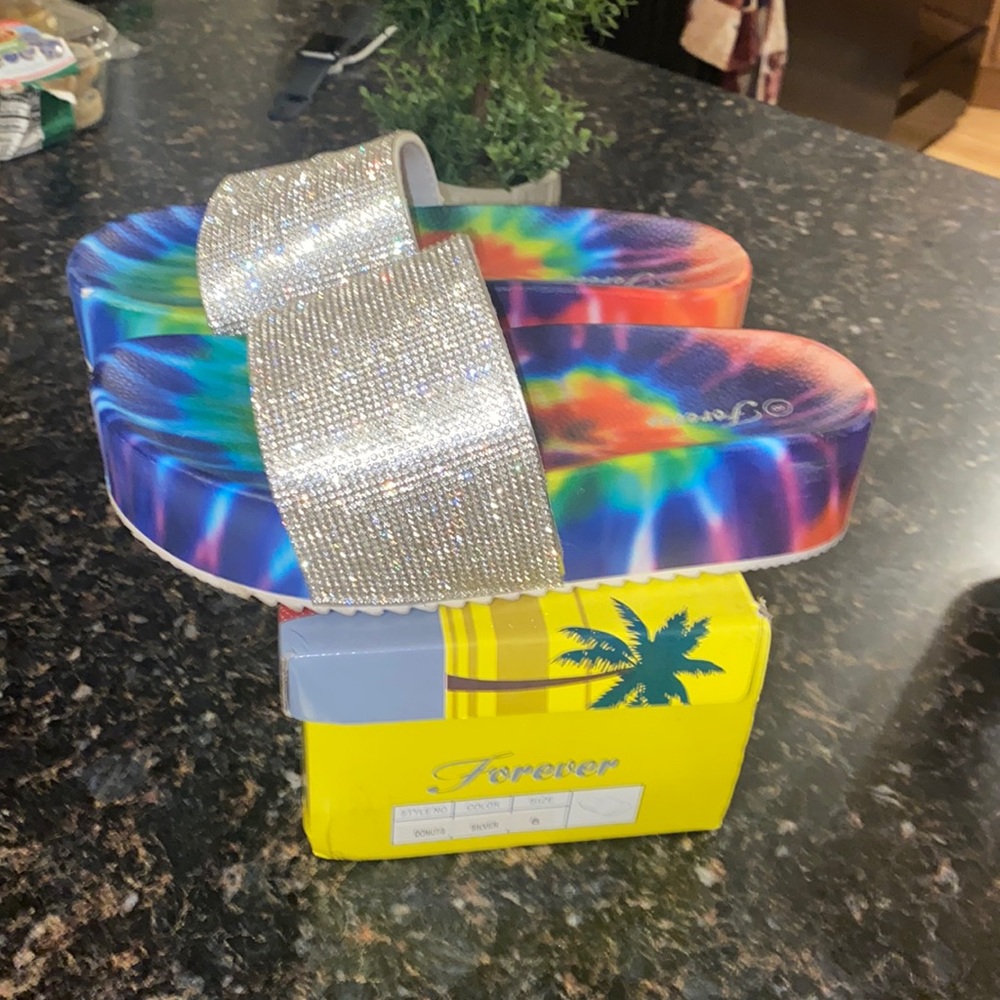 Platform Tie Dye Rhinestone Slides Women’s Size 8 W/box